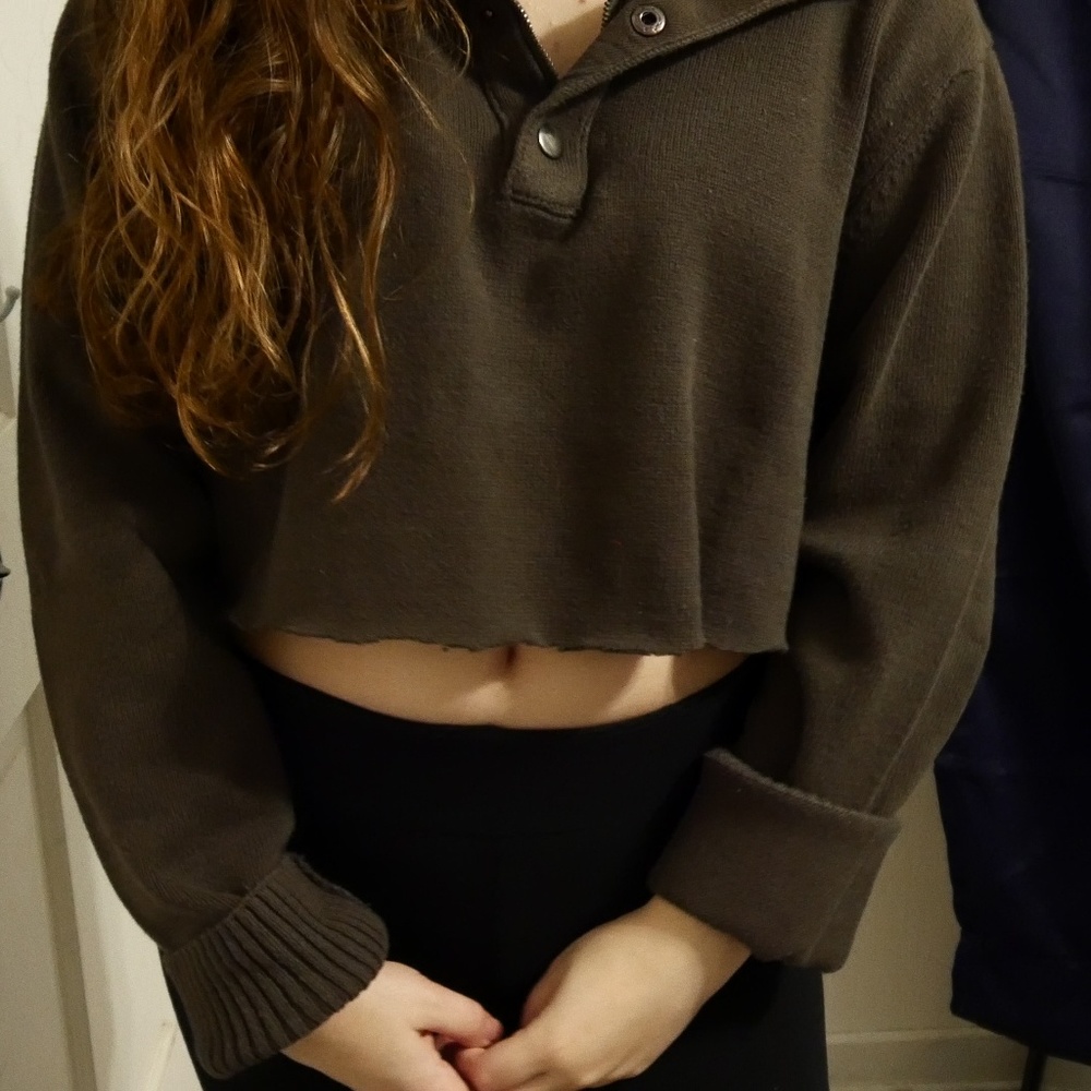 Cropped sweater